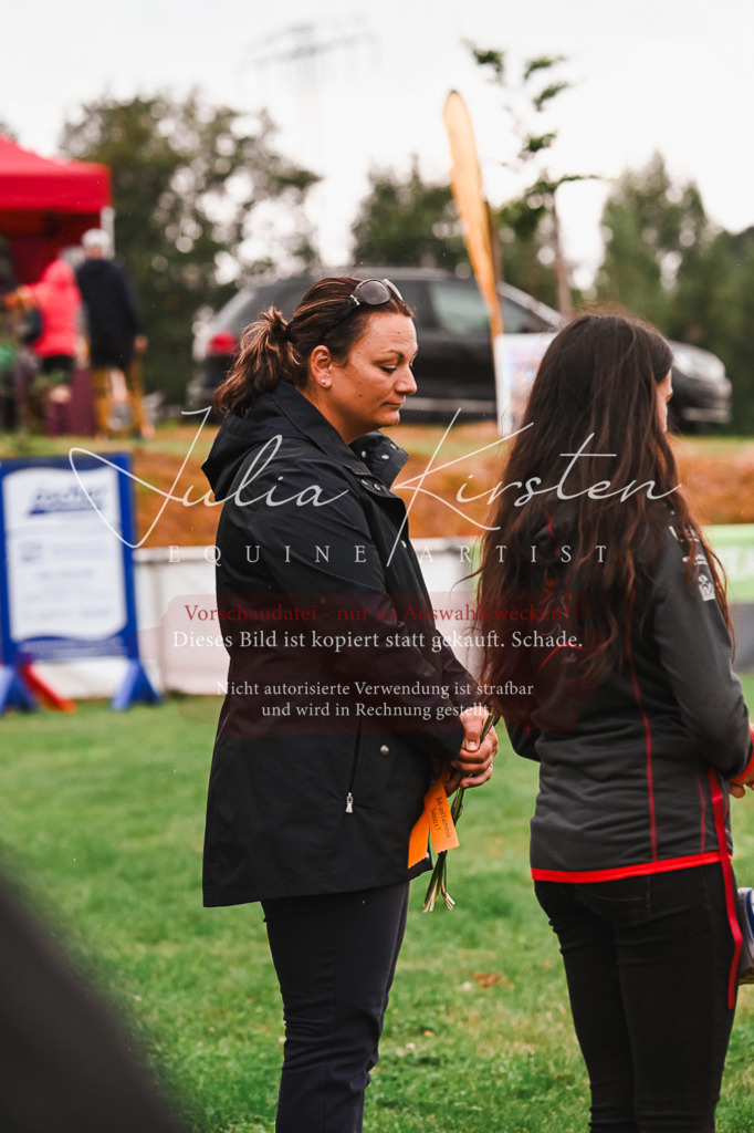 DSC_6662 | Pferde- und Turnierfotografie in Westsachsen. Pferdeportraits, Auftragszeichnungen und intuitive Kunst.