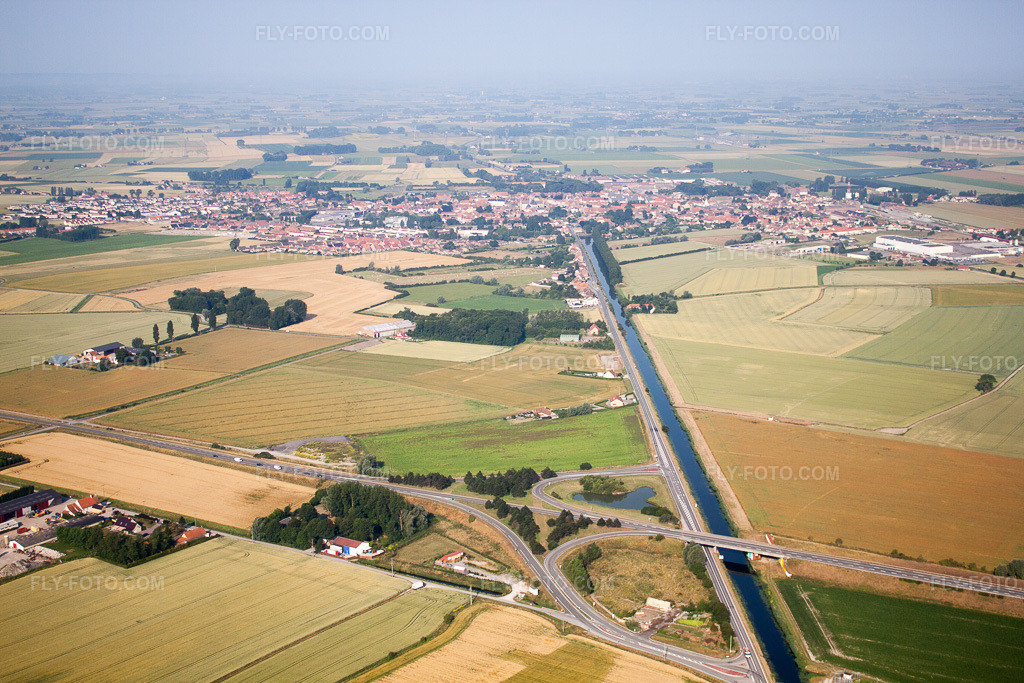 Aerial view: View of the town in Bourbourg in the state North, France.Photo: IMG_58969.jpg taken on 07/22/2013 by Werner Riehm/FLY-FOTO.comResolution of the original: 4752 x 3168 px