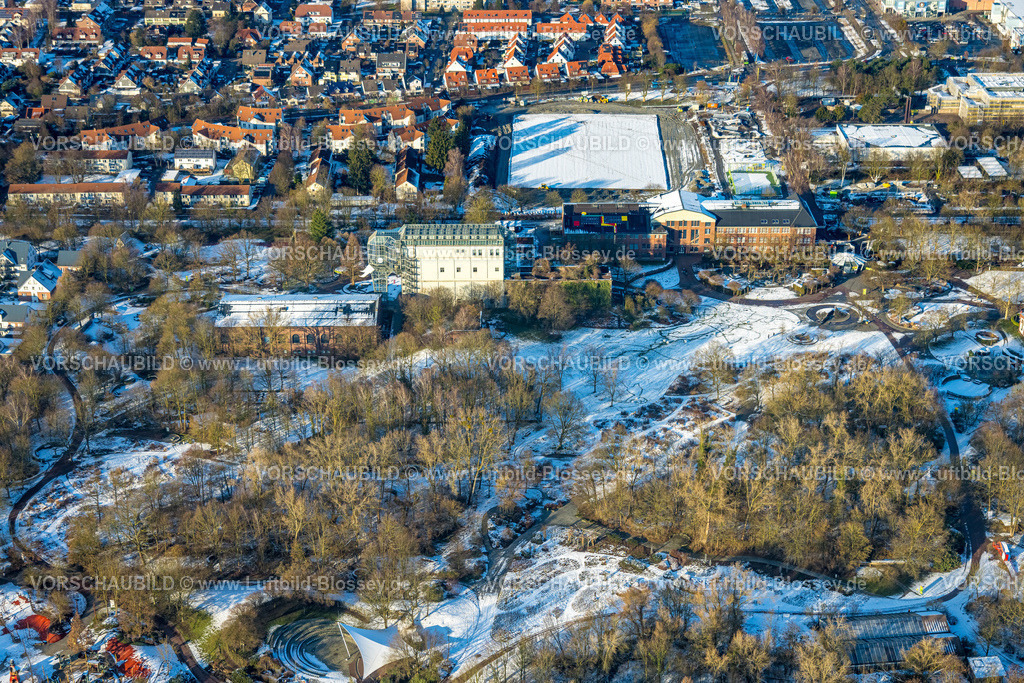 Hamm260105305 | Luftbild, Bauabschnitt der Grünen Umweltachse am Maxipark, Baustelle Sportpark und Freizeitpark Werner-Figgen-Weg Ecke Alter Grenzweg neben dem Freiherr-vom-Stein-Gymnasium, Eingangsbereich Maximilianpark mit Glaselefant, Winterlandschaft, Uentrop, Hamm, Ruhrgebiet, Nordrhein-Westfalen, Deutschland