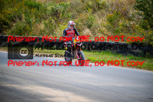 MaZZes_FotoMatrix_230813_8582 | S2