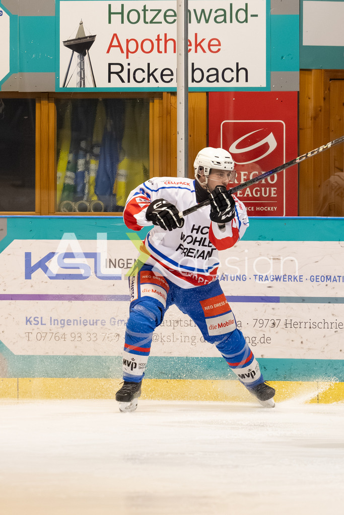 Eishockey I Herren I Saison 2025-2026 I Regio League | 3. Liga Regular Season Gr. 1 ZS | Men I 17. Spieltag I EHC Herrischried - HC Wohlen Freiamt I 01.02.2026 | Hochwertige Sportfotos kaufen & lizenzieren für Medien, Vereine, Agenturen & Sportler:innen. Entdecke professionelle Sportfotografie im Bildshop von Alexander Franzen. - Realisiert mit Pictrs.com