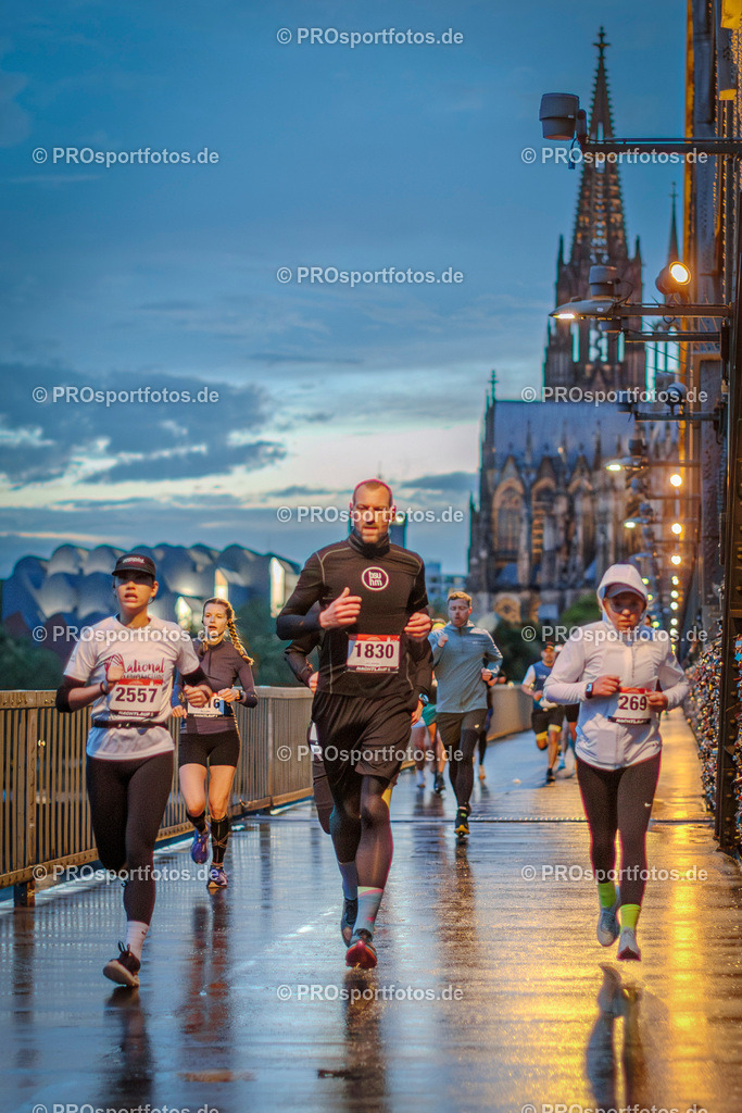 23. Nachtlauf des ASV Koeln; Koeln, 13.05.26 | Impressionen vom 23. Nachtlauf des ASV Koeln am 13.05.26 in der  von Koeln (Deutschland). Foto: BEAUTIFUL SPORTS/Bernd Hoffmann