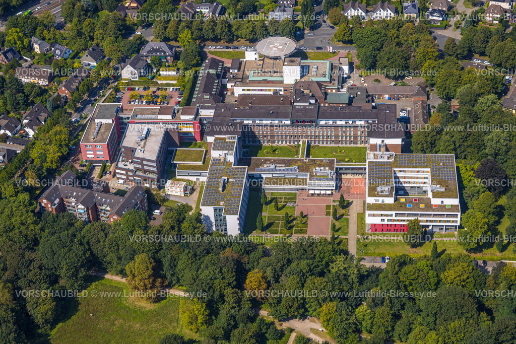 Gelsenkirchen240807702GE-Nord | Luftbild, Bergmannsheil und Kinderklinik Buer gGmbH mit Hubschrauberlandeplatz, Buer, Gelsenkirchen, Ruhrgebiet, Nordrhein-Westfalen, Deutschland