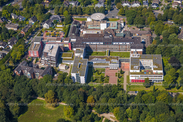 Gelsenkirchen240807702GE-Nord | Luftbild, Bergmannsheil und Kinderklinik Buer gGmbH mit Hubschrauberlandeplatz, Buer, Gelsenkirchen, Ruhrgebiet, Nordrhein-Westfalen, Deutschland