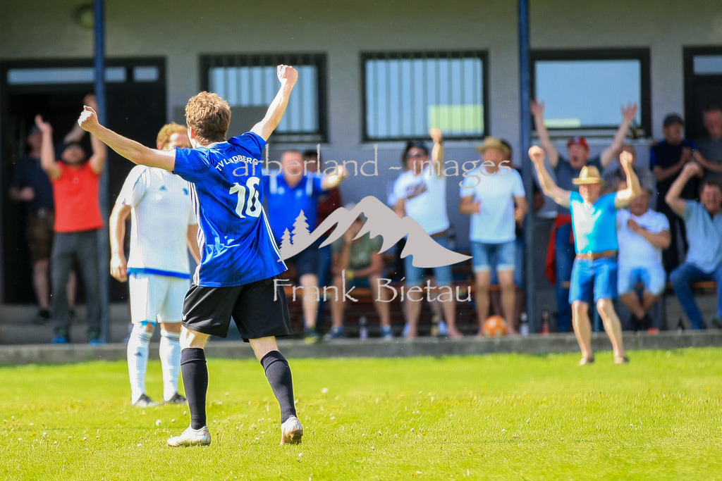 993T0570-2 | Medien- Sport- Entertainmentfotos