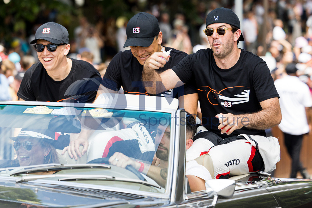 Trainproduction-20230609-0017 | LE MANS,FRANCE,09.Jun.23 - MOTORSPORTS - WEC, FIA World Endurance Championships, 24 Hours of Le Mans, Circuit de la Sarthe, drivers parade. Photo: Trainproduction / Matthias Trinkl