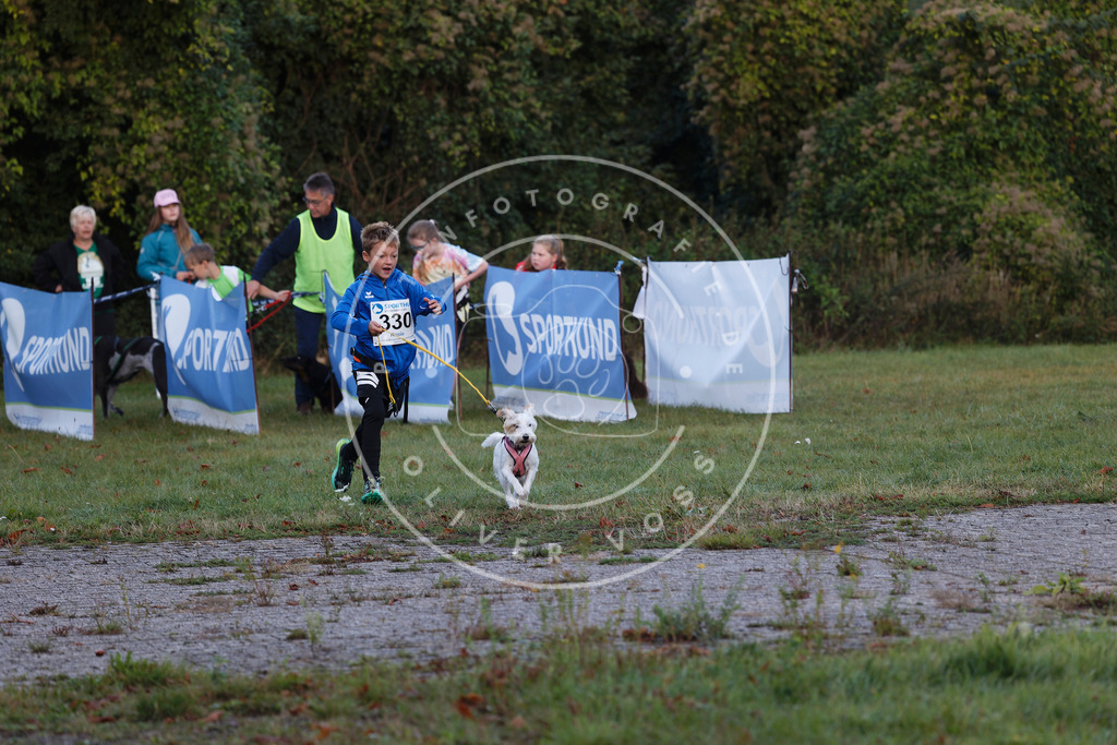 0L8A4169 | Hundefotografie, Tierfotograf, Pfotenfotografie, Fotoshooting Hund, Hunde Portrait, Hundesport, Hundeportraits, Heideshooting, Hunde, Sportfotograf, Hundefotograf, Turnierhundsport, THS,  - Realisiert mit Pictrs.com
