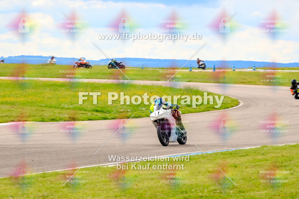 MotoTeam-1320 | Hier findet Ihr Bilder von Touristenfahrten auf der Nürburgring Nordschleife oder von anderen Veranstaltungen die ich besucht habe. Viel Spass beim Durch Schauen 