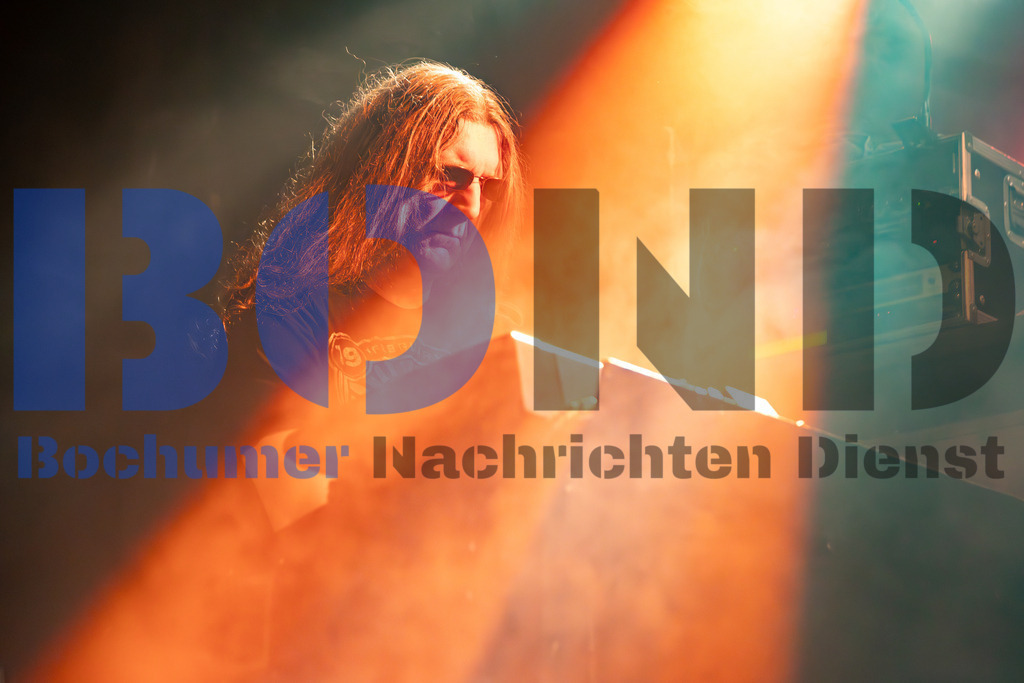 SES_NURDIO20250102-54 | bond - Realisiert mit Pictrs.com