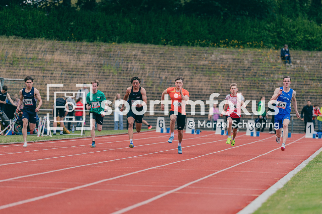 FLVW-Meisterschaften 2026 | Impressionen und Wettkampfszenen der FLVW-Meisterschaften 2026 mit Athletinnen und Athleten verschiedener Vereine und Altersklassen in unterschiedlichen Disziplinen der Leichtathletik. - Realisiert mit Pictrs.com
