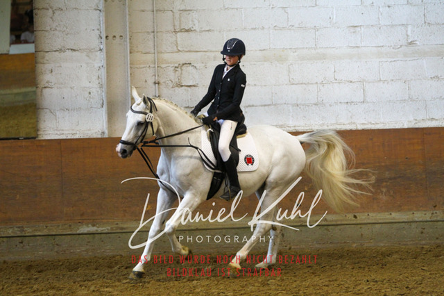 DKP43820 | Turniersportfotografie; Pferdefotografie; Dressurfotografie