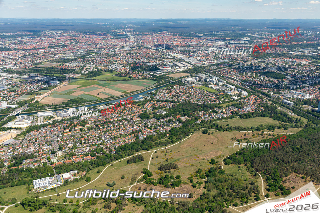 Aktuelles Luftbild von Gebersdorf Nürnberg - Die Luftaufnahme wurde 2020 mittels UL-Flugzeug erstellt ( keine Drohne ) - hochauflösende Kamera-Systeme von  Canon -Beste Qualität - Für grossformatige Ausdrucke geeignet. Die Geschenkidee !