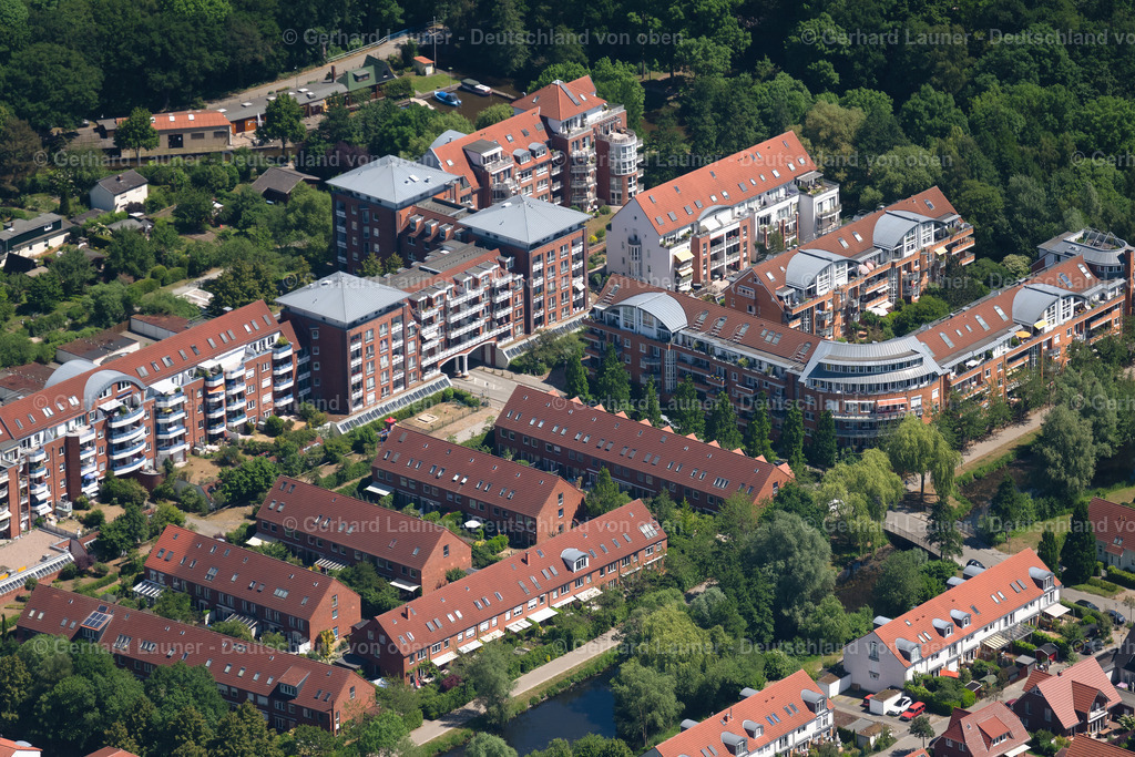 4029042 | BREMEN 01.06.2020 Wohngebiet der Mehrfamilienhaussiedlung an der Annette-Kolb-Staße in Bremen, Deutschland. // Residential area of the multi-family house settlement on Annette-Kolb-Stasse in Bremen, Germany. Foto: Gerhard Launer