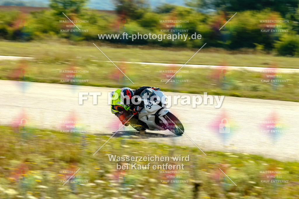 Chambley Juli-0269 | Hier findet Ihr Bilder von Touristenfahrten auf der Nürburgring Nordschleife oder von anderen Veranstaltungen die ich besucht habe. Viel Spass beim Durch Schauen 