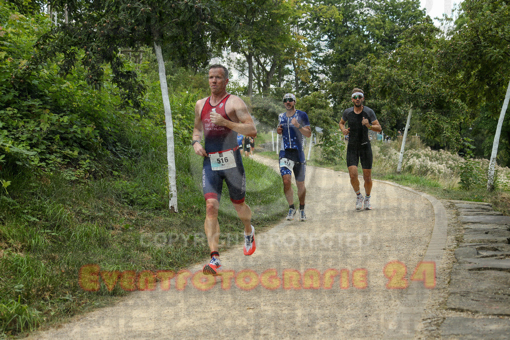 250824_1353_EX1_4140 | Sportfotografie im Rhein-Sieg Kreis, Köln, Bonn, NRW, Rheinland Pfalz, Hessen, etc. Unser Tätigkeitsfeld umfasst den Laufsport vom Volkslauf über den Marathon, Duathlon, Triathon bis zum Ultralauf wie Kölnpfad Ultra oder Schindertrail.
