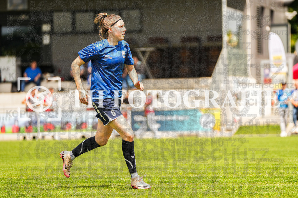 GER, FC Hauingen - SV Waldhaus, Frauen-Fussball, Rothaus Bezirkpokal, Finale, Saison 2024/2025, 29.05.2025 | GER, FC Hauingen - SV Waldhaus, Frauen-Fussball, Rothaus Bezirkpokal, Finale, Saison 2024/2025, 29.05.2025Foto: TH Fotografie/Alessio Bosco
