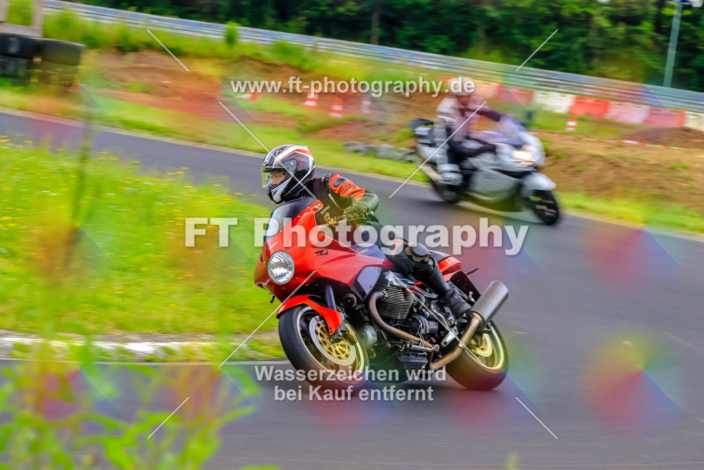 VBK-7525 | Hier findet Ihr Bilder von Touristenfahrten auf der Nürburgring Nordschleife oder von anderen Veranstaltungen die ich besucht habe. Viel Spass beim Durch Schauen 