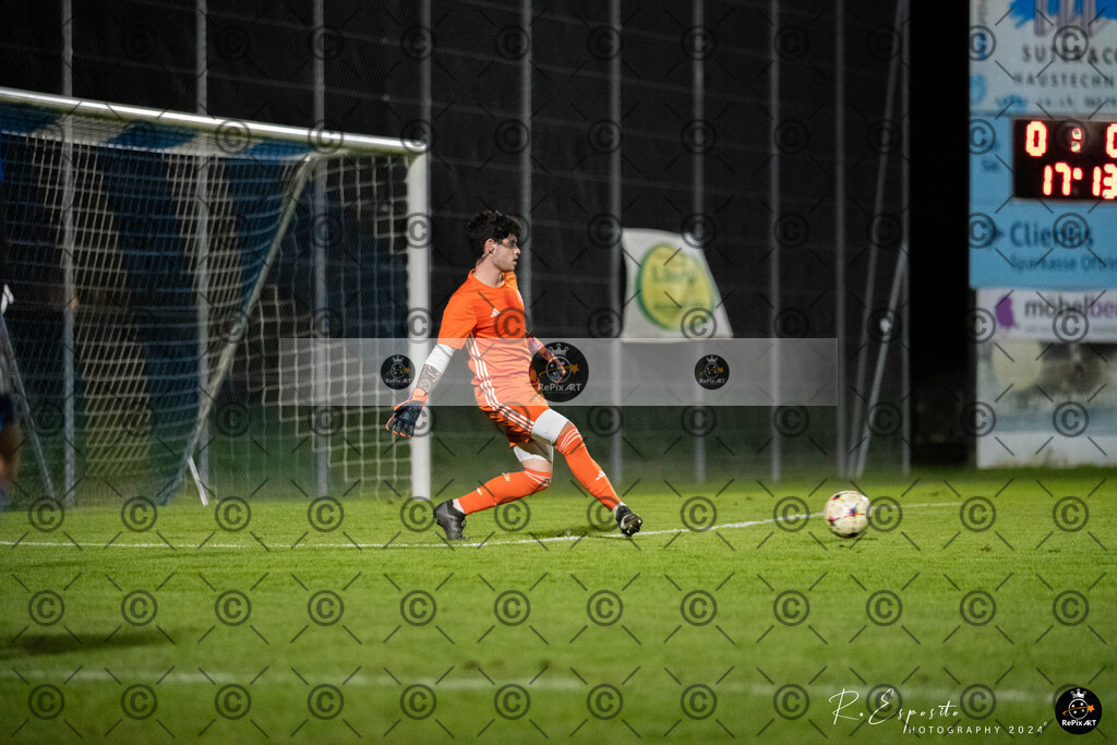 20240917_FC Oftringen Cup _124 | Sport und Naturfotografie von Roberto Esposito zeigt echte Momente Bewegung und die Schönheit der Natur. Ausdrucksstarke Bilder schaffen Emotionen.