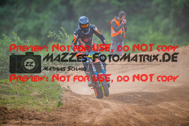 MaZZes_FotoMatrix_220528_8257 | Fotograf Mathias Schmid
Sportfotograf,
Eventfotograf,
Hochzeitsfotograf,
Portraitfotograf