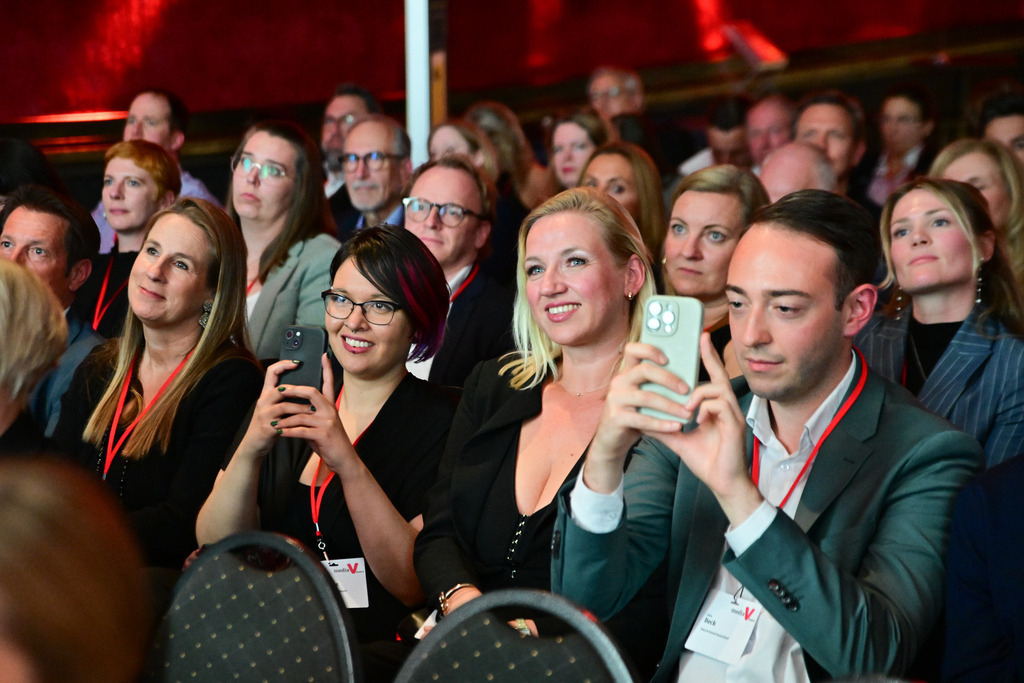 0248Media_V_Award_2025_Foto_Stefan_Wernz | Fotograf Köln - Realisiert mit Pictrs.com