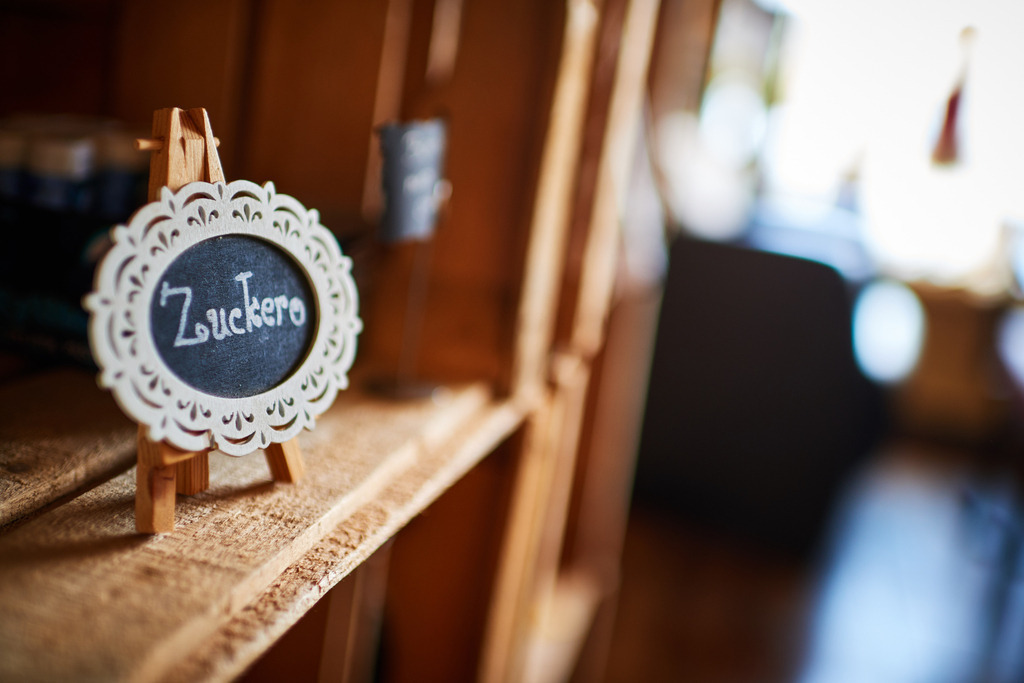 Eiscafé Zuckero | Wien, Austria - March 28, 2019: Eiscafé Zuckero; Detail im Lokal. - Realisiert mit Pictrs.com