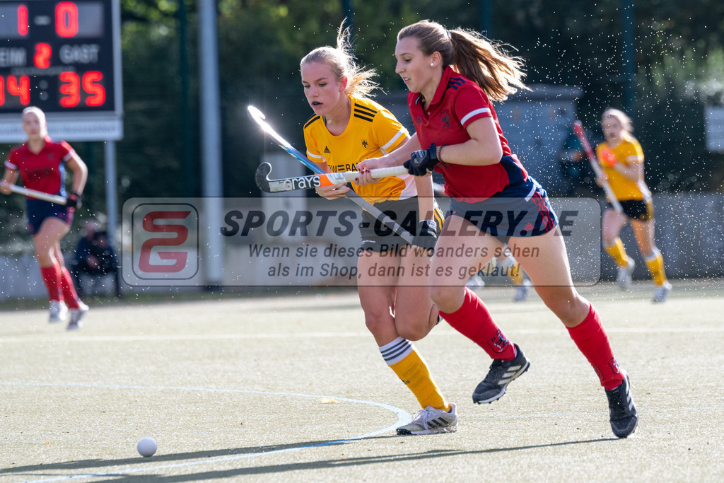 SFE_20231021_0111 | Deutsche Meisterschaft Weibliche U16 Halbfinale Düsseldorfer HC - Harvestehuder THC am 21.10.2023 in Köln (Düsseldorfer Hockeyclub 1905 e.V.), Photo: Stephan Fehrmann 2023 (Sports-Gallery)