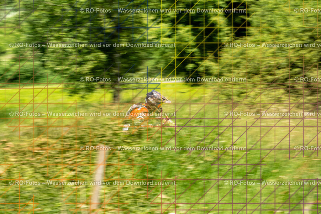 Wolfshausen 5 Lauf -543 | Sportfotografie von RO-Fotos: Motorsport, Motocross, Enduro, Laufveranstaltungen und Triathlon. Professionelle Fotos von Sportlern und Events. - Realisiert mit Pictrs.com