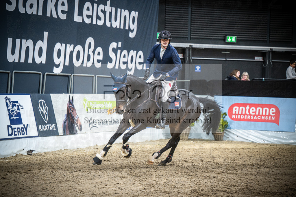 DOS_1385 | Entdecke hochwertige Reitturnierfotos von Foto Oger. Professionell, emotional und authentisch – jetzt Lieblingsmomente im Shop bestellen.Deutschlandweite Turnierfotografie. - Realisiert mit Pictrs.com