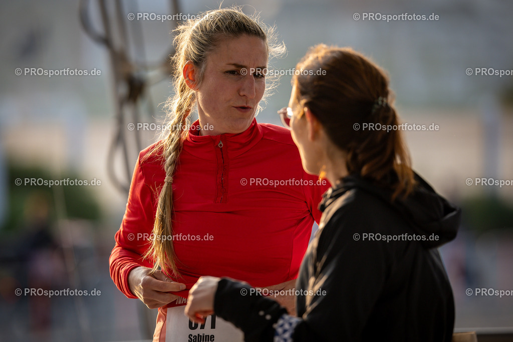 21. ASV Nachtlauf; Koeln, 08.05.24 | Impressionen vom 21. ASV Nachtlauf am 08.05.24 am Tanzbrunnen in Koeln. Foto: BEAUTIFUL SPORTS/Axel Kohring
