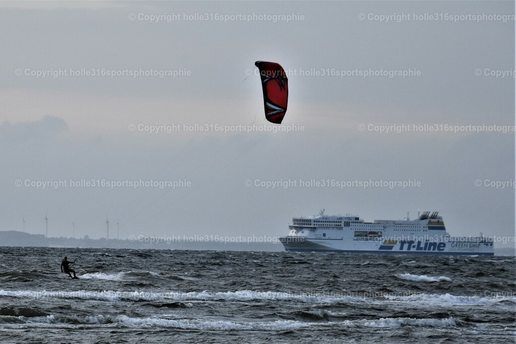 DSC_0141 (2) | Sportfotografie , Motorsport, Motoross, Reitsport, Mointainbike, Enduro,
Landschaft , Outdoor, Eventfotografie, Landschaft, Bilder online bestellen - Realisiert mit Pictrs.com