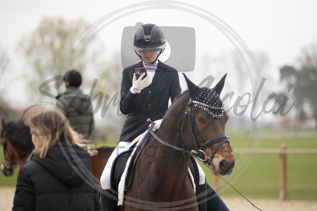 994A9088 | sabrinanicolaifotografie - Realisiert mit Pictrs.com