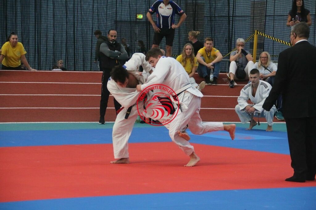 MSY-2022-10-30-7908 | Fotos vom Adler Cup - Pictures from Adler Cup

Hier findet Ihr alle Eindrücke und großen Momente der Adler Cup Wochenenden. Here you will find all impressions and great moments of the Adler Cup weekends. - Realisiert mit Pictrs.com