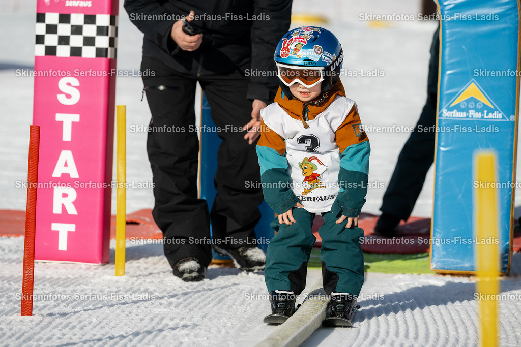 SRS_12.12.2025_0004 | SRS_12.12.2025_0004 - Realisiert mit Pictrs.com