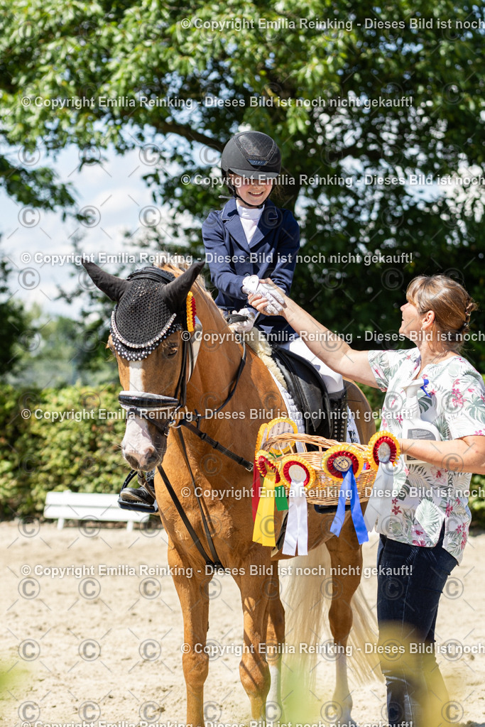 CL5A9940 | Emilia Reinking Fotografie - Realisiert mit Pictrs.com