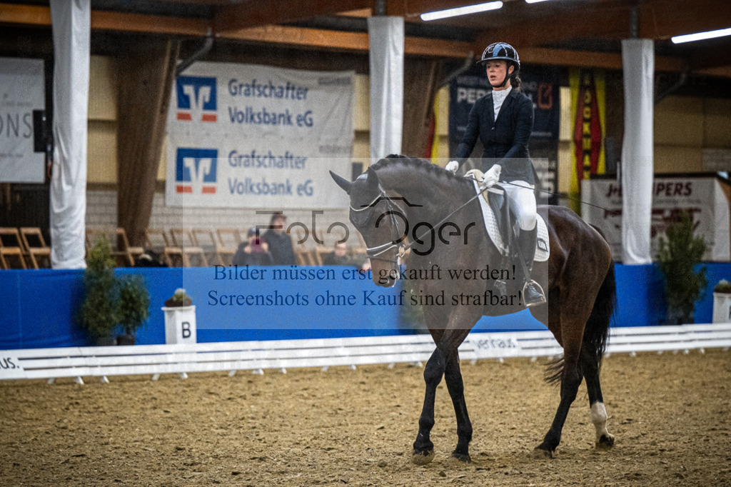 DOS_1059 | Entdecke hochwertige Reitturnierfotos von Foto Oger. Professionell, emotional und authentisch – jetzt Lieblingsmomente im Shop bestellen.Deutschlandweite Turnierfotografie. - Realisiert mit Pictrs.com