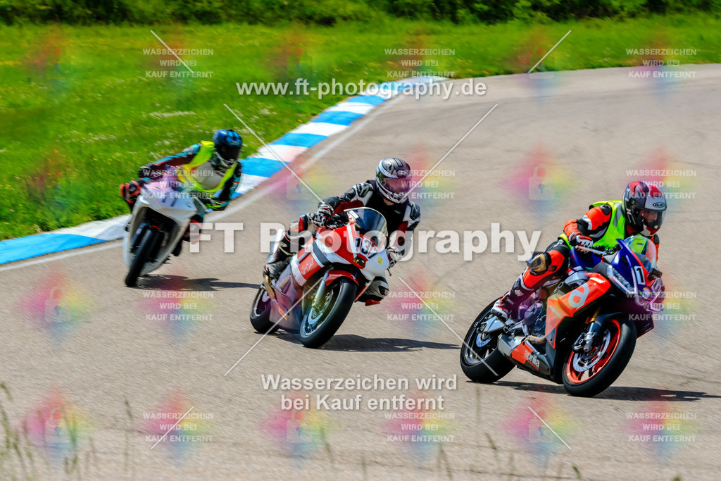 MotoTeam-0199 | Hier findet Ihr Bilder von Touristenfahrten auf der Nürburgring Nordschleife oder von anderen Veranstaltungen die ich besucht habe. Viel Spass beim Durch Schauen 