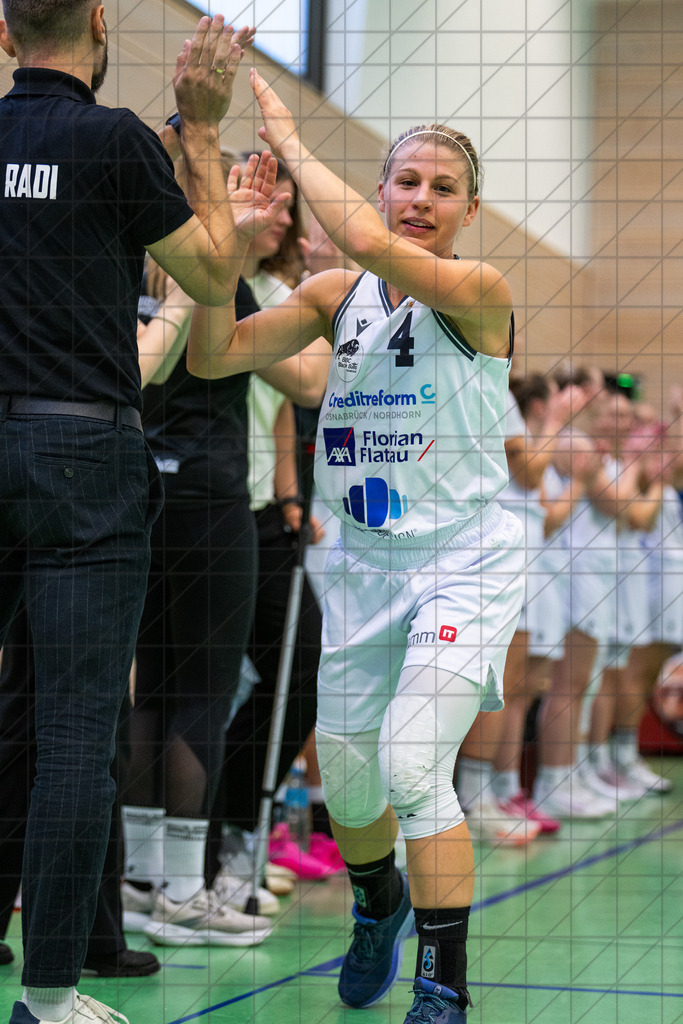 DBBL Pokal 25/26 | Runde 02 | BBC Osnabrück vs. New Basekets Oberhausen | //  21.09.25: DBBL Pokal 25/26 | Runde 02 | BBC Osnabrück vs. New Basekets Oberhausen / Osnabrück / Deutschland  //   CREDIT:www.bullenfotos.de, Martin König, Hörner Weg 40, D-49078 Osnabrück, +4917663732967 // Nutzung und Weitergabe nur zu den vereinbarten Zwecken. Presseanfragen an Ersteller. Alle Rechte beim Ersteller. Honorierung nach MFM. - Realisiert mit Pictrs.com
