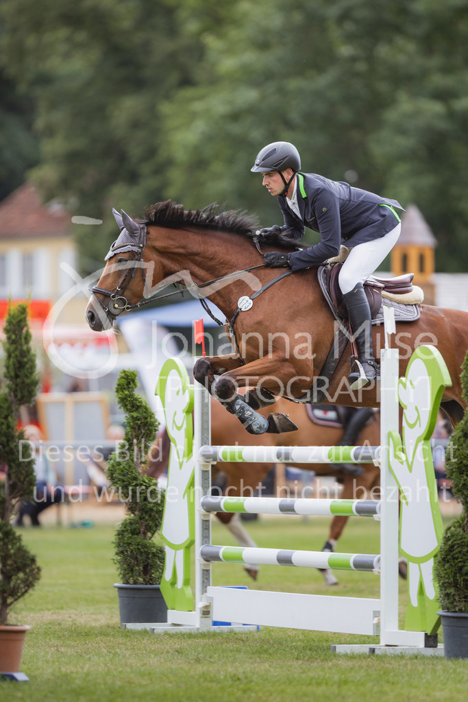 220715_LC_Youngster-M-541 | Deine schönsten Turniermomente als professionelle Fotos! Entdecke hochwertige Pferdesport-Fotografie im Online-Shop. Jetzt Fotos finden & bestellen!