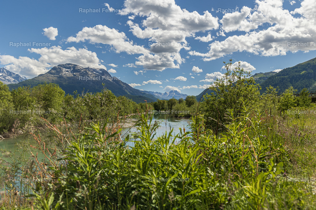 Gravatscha-Samedan | Erlebe eindrucksvolle Landschaftsfotografie aus dem Engadin und darüber hinaus. Raphael Fenner bietet zudem professionelle Fotoaufträge für Hochzeiten, Porträts und Unternehmen. Jetzt entdecken und inspirieren lassen!