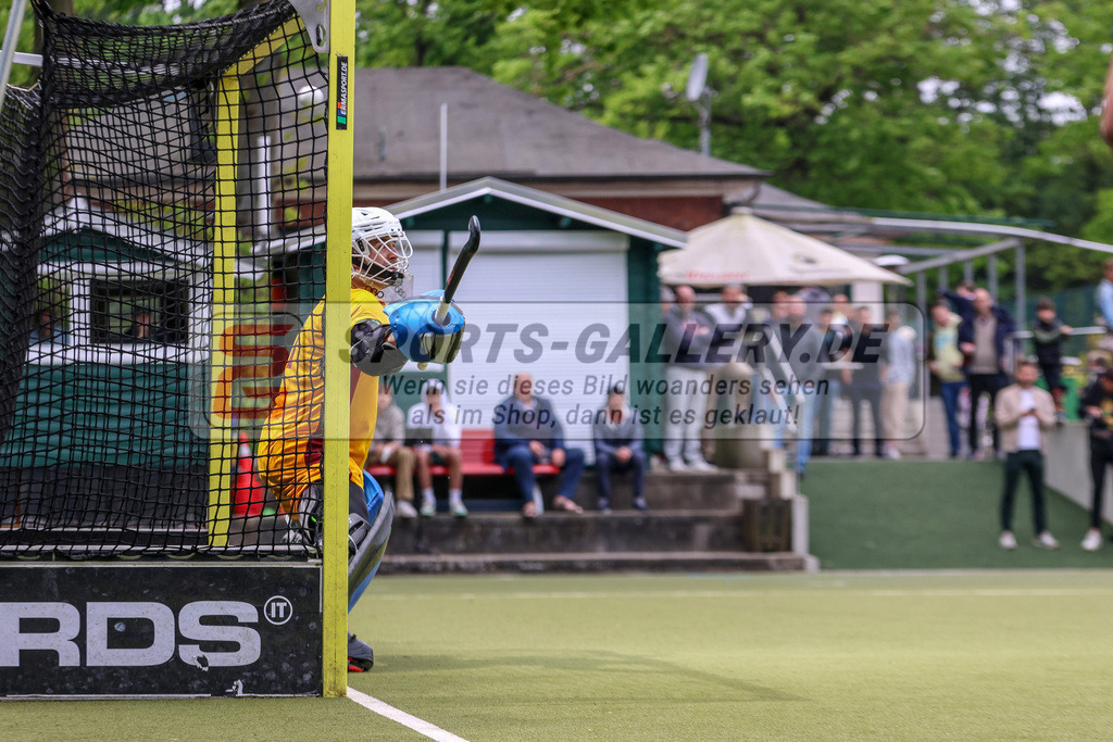 MJ_2023-05-20-HTCU-MSC-52 | Benjamin Kurney (Münchner SC #1), Uhlenhorst Mülheim - Münchner SC am 1.10.2022 im Waldstadion, Mülheim a. d. Ruhr