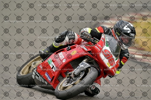 25bt05-1045 | markuskiefer.com - Realisiert mit Pictrs.com