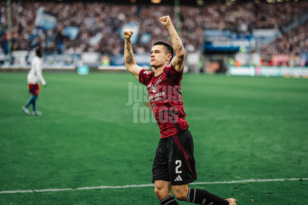 Fußball | Männer | Saison 2024/2025 | 2. Fußball-Bundesliga | 11. Spieltag | Hamburger SV vs. 1. FC Nürnberg | 03.11.2024 | Jubel nach dem Tor von Oliver Villadsen (#2, 1. FC Nürnberg)