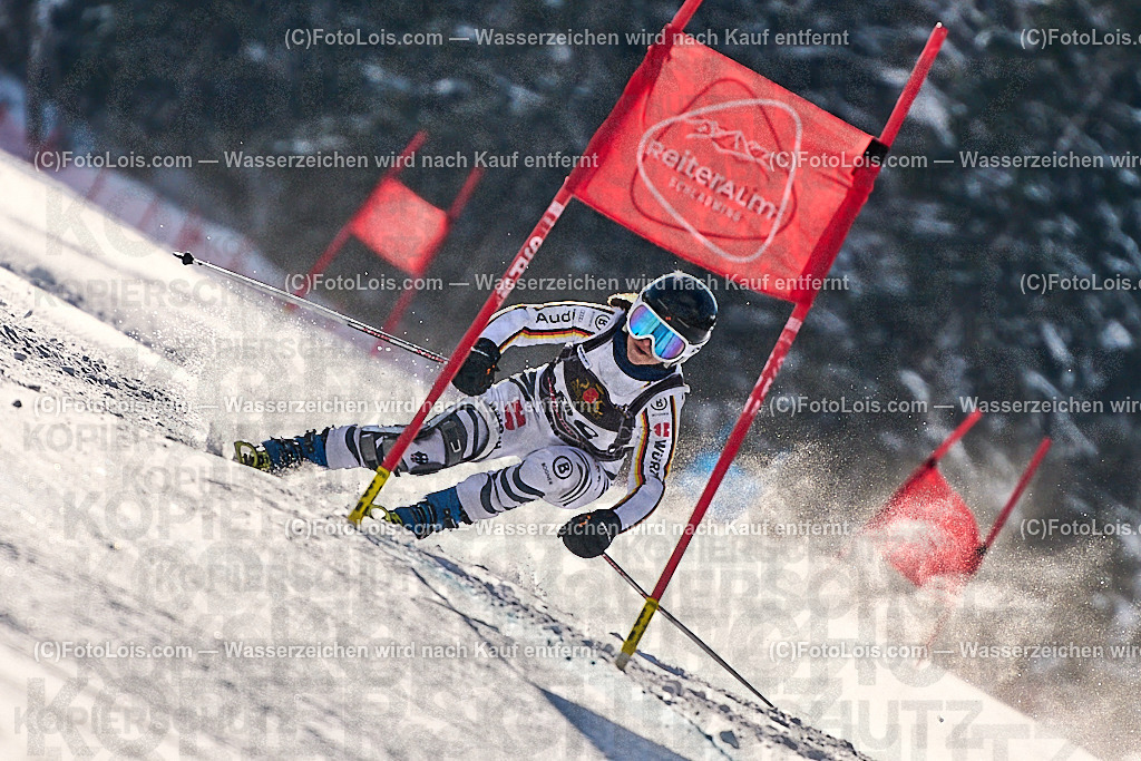 _ALP3951_MASTERS-CUP_Reiteralm_AC-GS_RADER Michaela | FIS WORLD CUPMASTERS ALPINE SKIING, 28. MÄRZ 2026 - REITERALM | STMK | AUT.   Veranstaltet vom Masters-Referat des Deutschen Skiverbandes (DSV). Durchführende Organisation: WSV Pichl-Reiteralm, unterstütutzt von den Bergbahnen REITERALM bei Schladming und SKI AUSTRIA.                            Disziplin:  GiantSlalom.                                                 Kategorien:  A (Herrn 30-59 Jahre), B (Herrn ab 60 Jahre), C (Damen 30-59 Jahre), D (Damen ab 60 Jahre).                Rennstrecken:   Muldenliftpiste-I &amp; -II auf der Reiteralm.