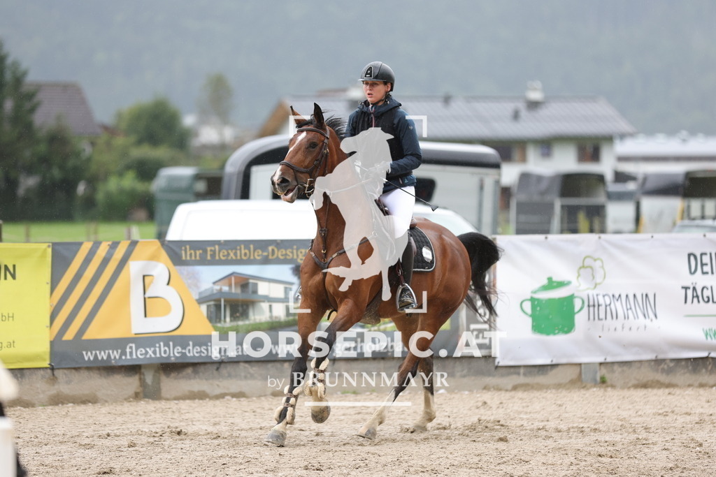 0P6A1736 | Willkommen bei Brunnmayr - Design & Fotografie – Ihrem Spezialisten für Reitturniere und Pferdeveranstaltungen in Oberösterreich, Salzburg und Bayern! Seit über 17 Jahren sind wir leidenschaftlich dabei.