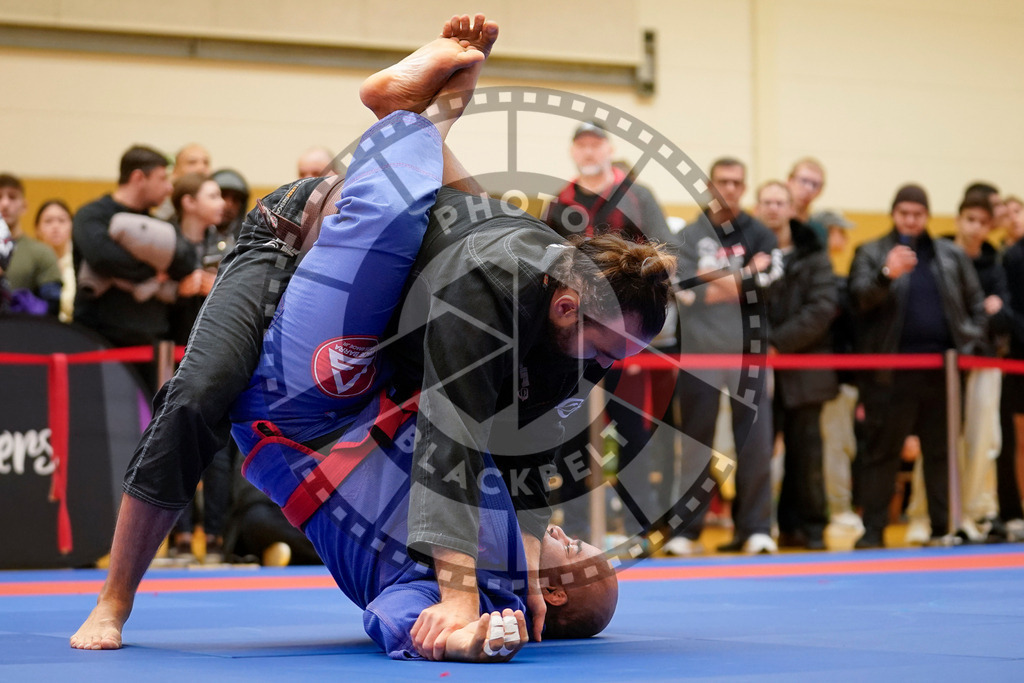 20240203PBB06314 | Fighters compete during the Brazilian Jiu-Jitsu Championship of the AJP Tour in Maintal by Frankfurt am Main, Germany, on February 2, 2024.