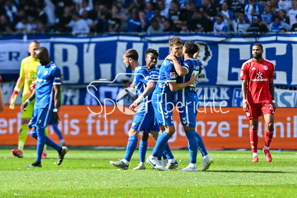1. FC Magdeburg - Fortuna Düsseldorf | Jubel der Magdeburger nach dem Treffer zum 2-1 durch Xavier AMAECHI (1. FC Magdeburg 20) / Tor / Torschuetze / Freude / Happy / 2. Bundesliga: 1. FC Magdeburg - Fortuna Duesseldorf, Avnet-Arena am 18.05.2025 / DFL REGULATIONS PROHIBIT ANY USE OF PHOTOGRAPHS AS IMAGE SEQUENCES AND/OR QUASI-VIDEO