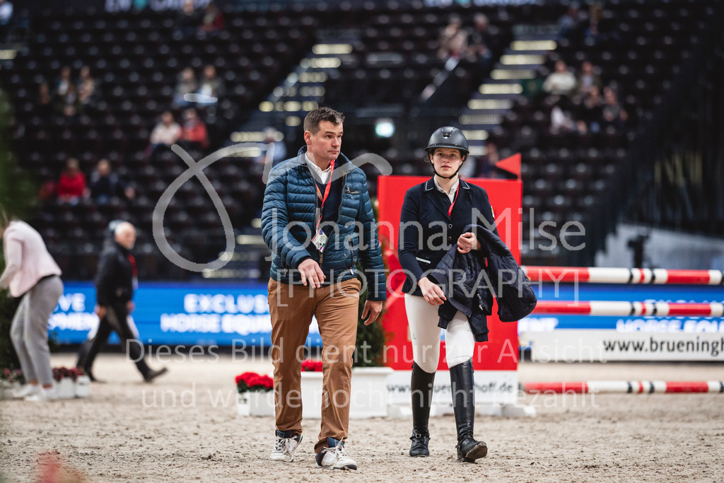 240119_Leipzig_PonyTrophy-542 | Deine schönsten Turniermomente als professionelle Fotos! Entdecke hochwertige Pferdesport-Fotografie im Online-Shop. Jetzt Fotos finden & bestellen!