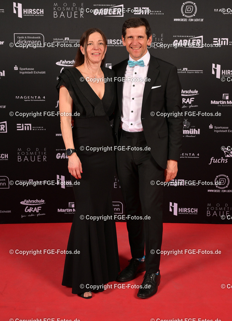 20240127-fge-fotos-0115 | Hofball der FGE am 27.01.2024 im Alten Stadttheater in Eichstätt. - Realisiert mit Pictrs.com