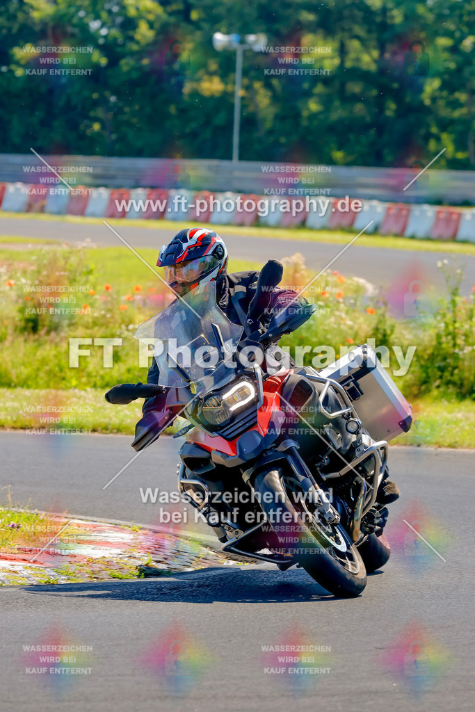 _MOT9159 | Hier findet Ihr Bilder von Touristenfahrten auf der Nürburgring Nordschleife oder von anderen Veranstaltungen die ich besucht habe. Viel Spass beim Durch Schauen 