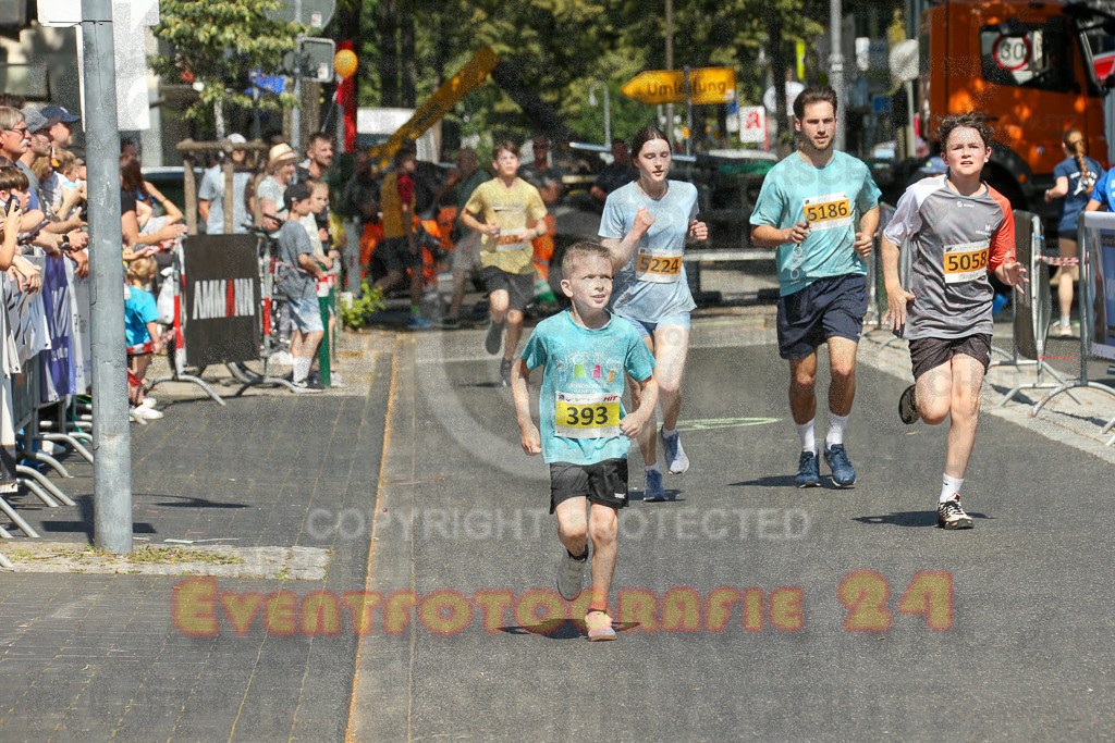 250621_1048_EX1_2617 | Sportfotografie im Rhein-Sieg Kreis, Köln, Bonn, NRW, Rheinland Pfalz, Hessen, etc. Unser Tätigkeitsfeld umfasst den Laufsport vom Volkslauf über den Marathon, Duathlon, Triathon bis zum Ultralauf wie Kölnpfad Ultra oder Schindertrail.